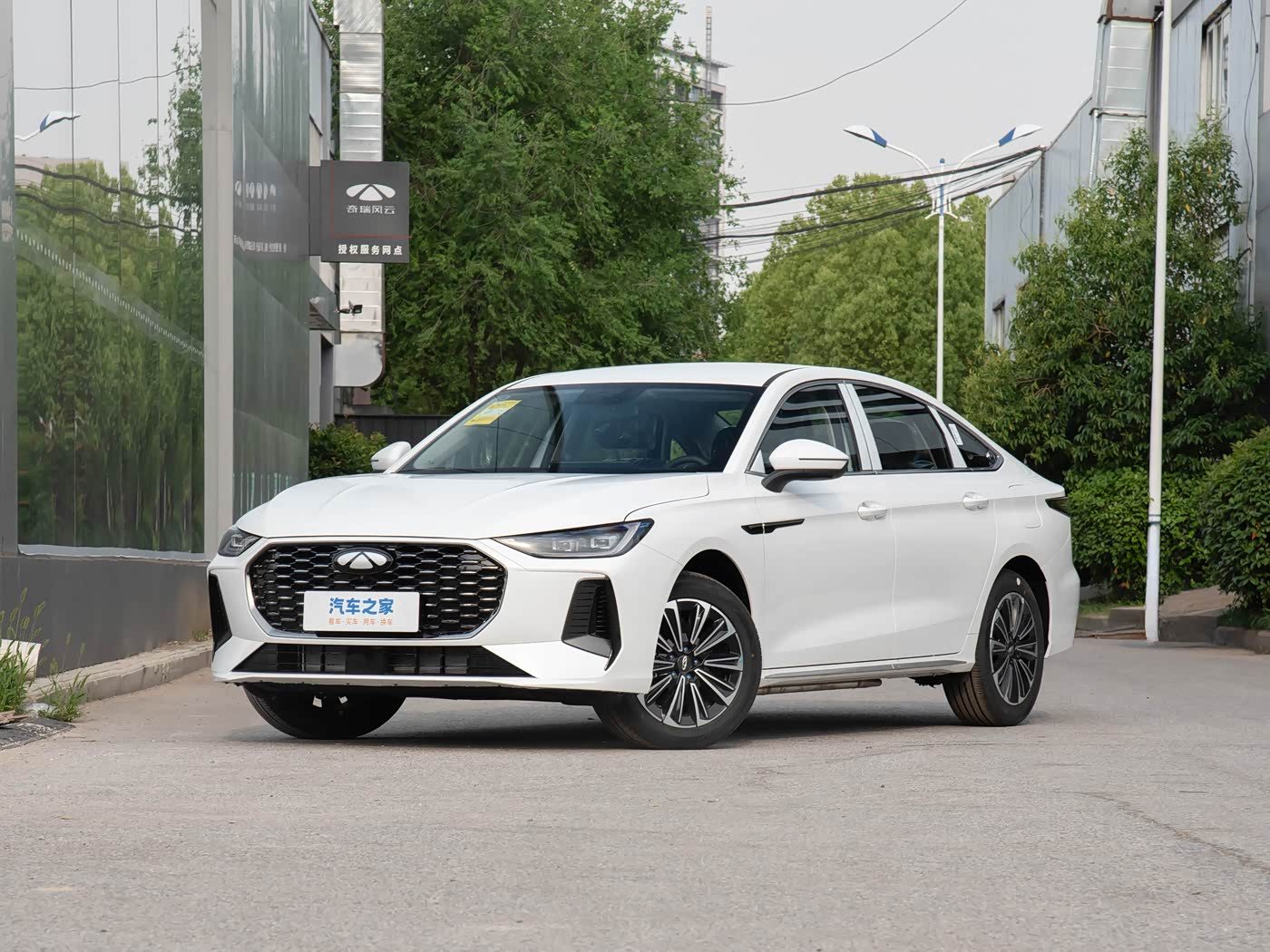 Chery Group Fulwin A8L C-DM