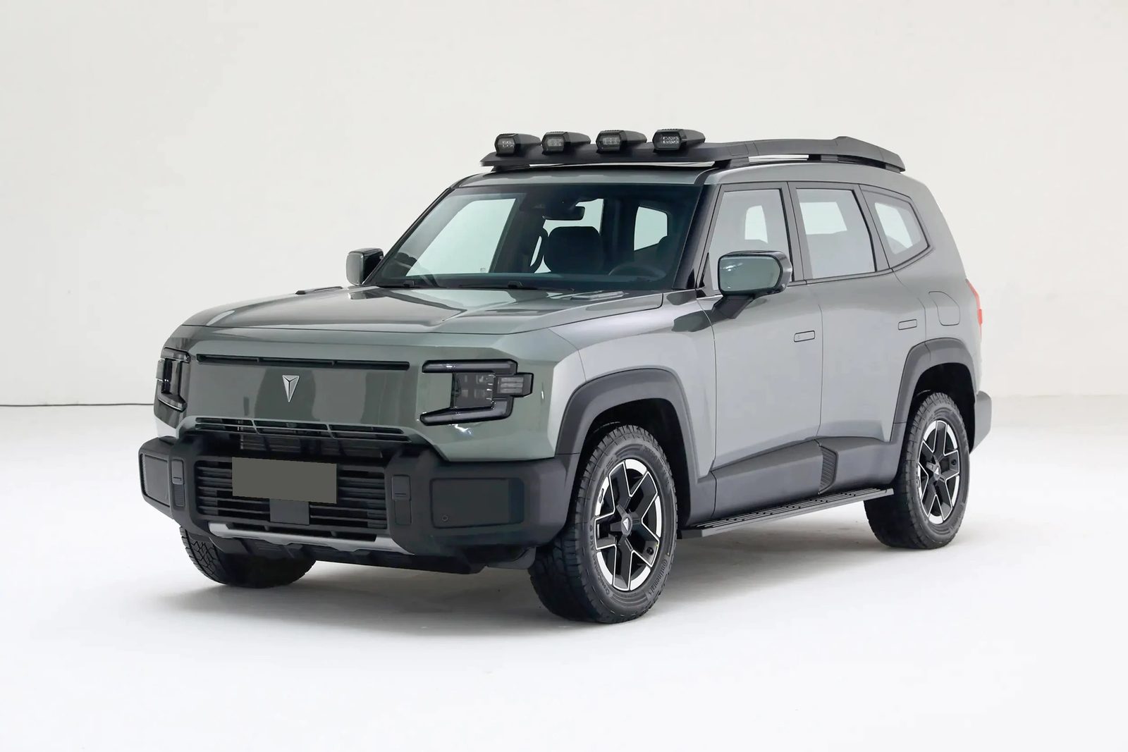 Deepal G318 EREV 2024 — экстерьер, вид спереди 3/4, рынок China