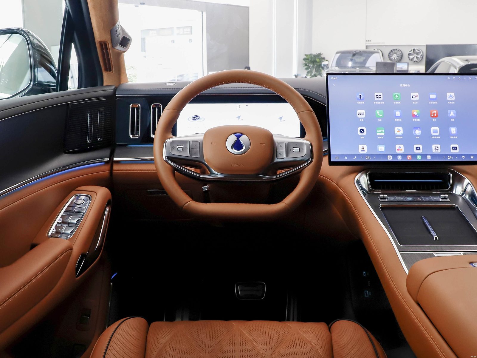 Denza N9 EV 2026 — интерьер, второй ряд сидений, рынок internal_mvp