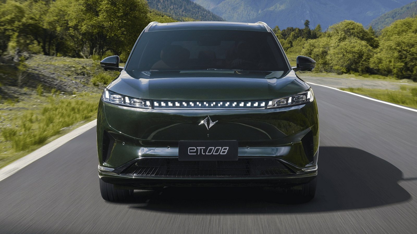 Dongfeng eπ 008 EV 2024 — главное фото модели, интерьер, передняя панель, рынок internal_mvp
