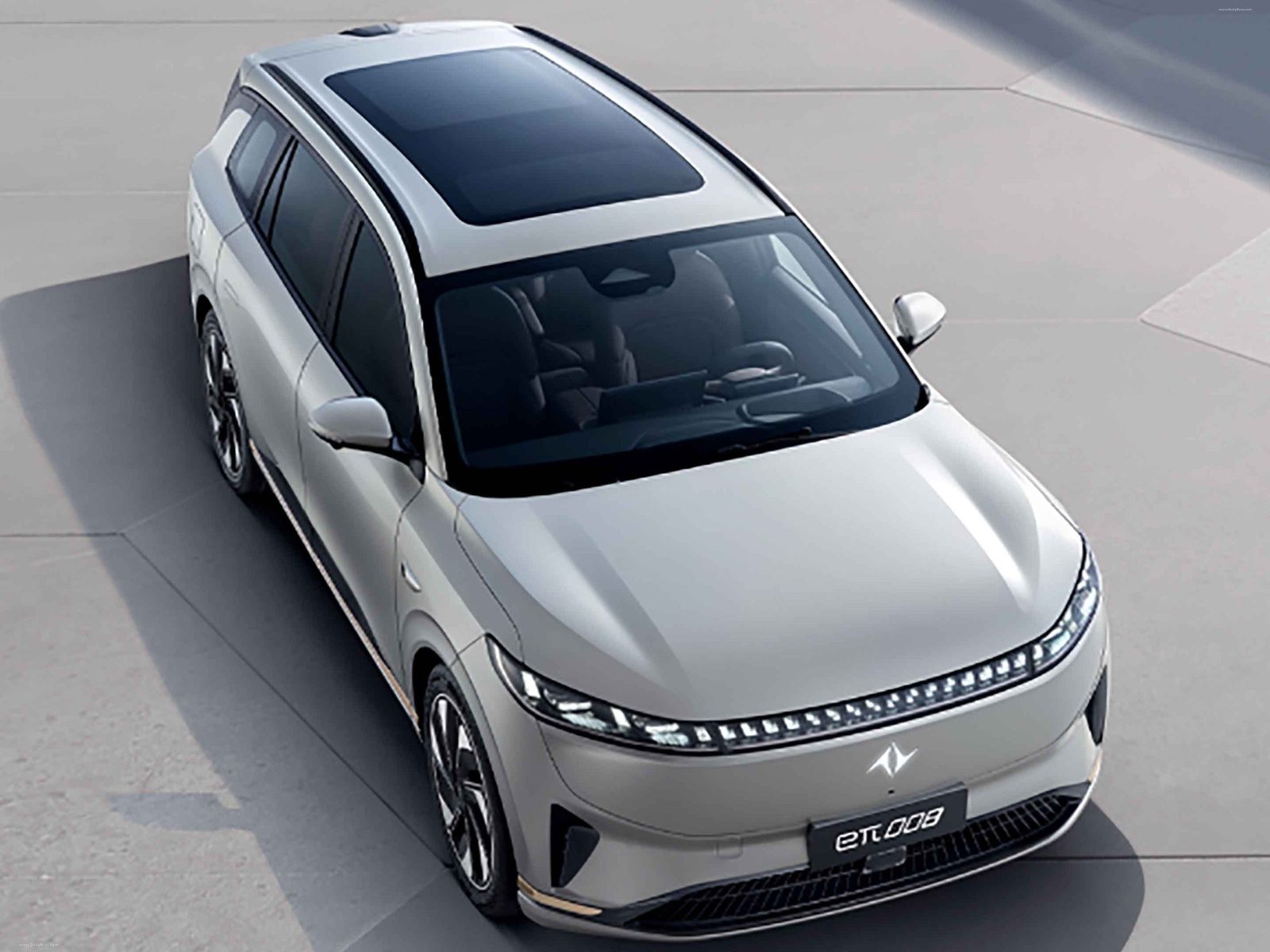 Dongfeng eπ 008 EV 2024 — интерьер, второй ряд сидений, рынок internal_mvp