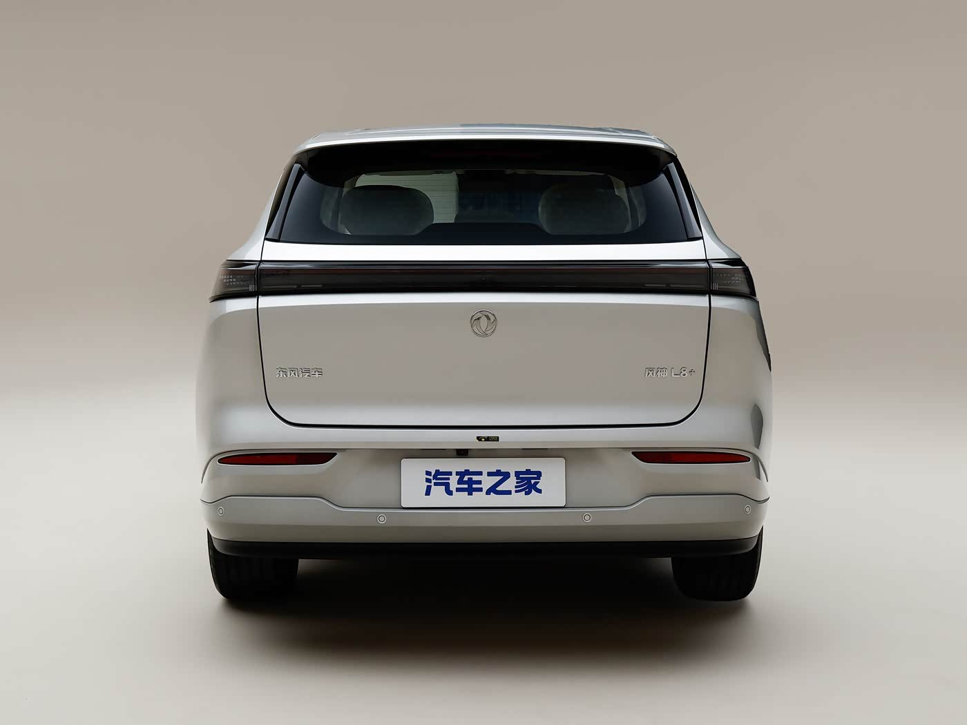 Dongfeng Fengshen L8+ PHEV 2027 — экстерьер, вид сзади, рынок China