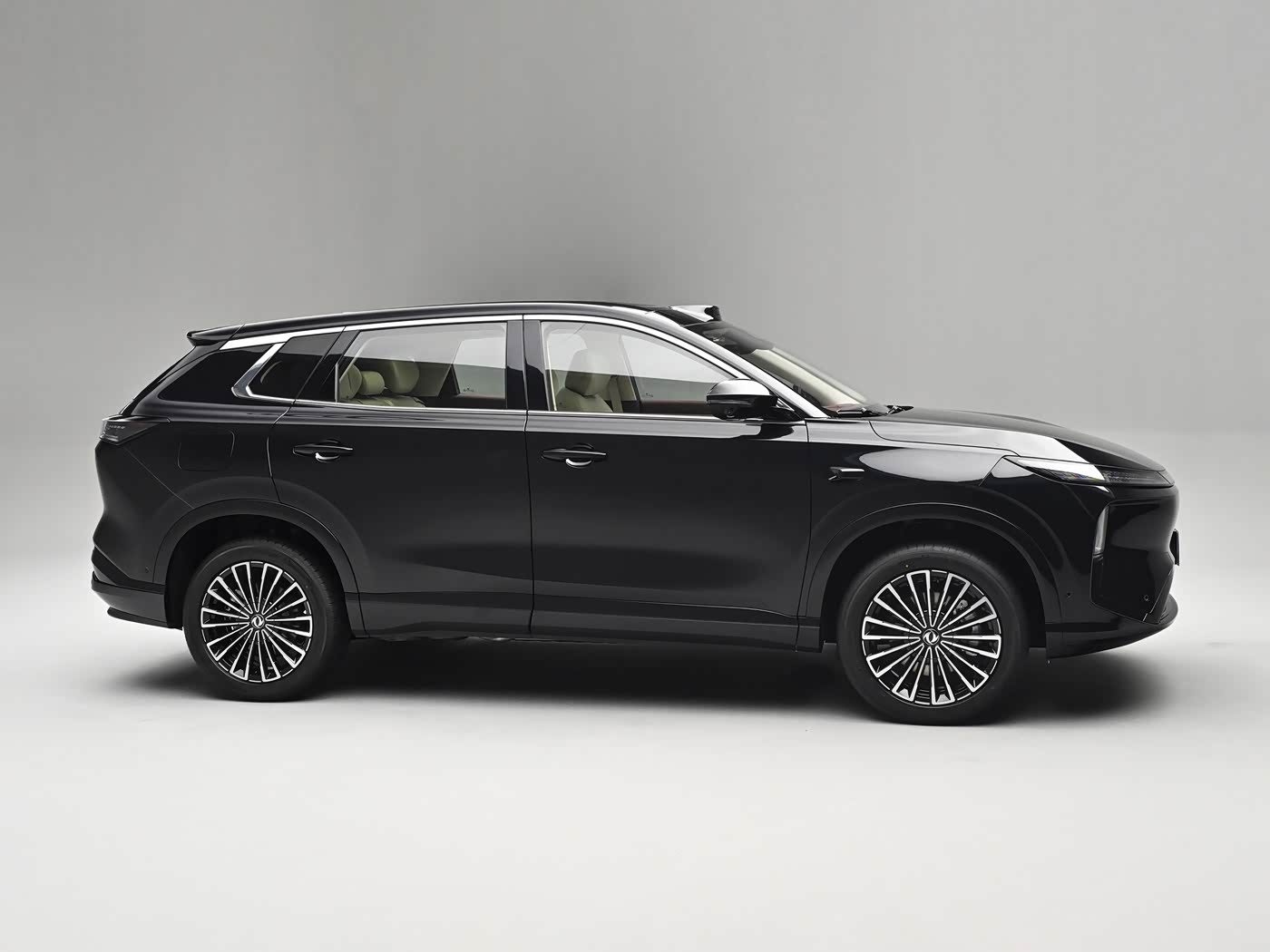 Dongfeng Fengshen L8+ PHEV 2027 — экстерьер, dark side, рынок China