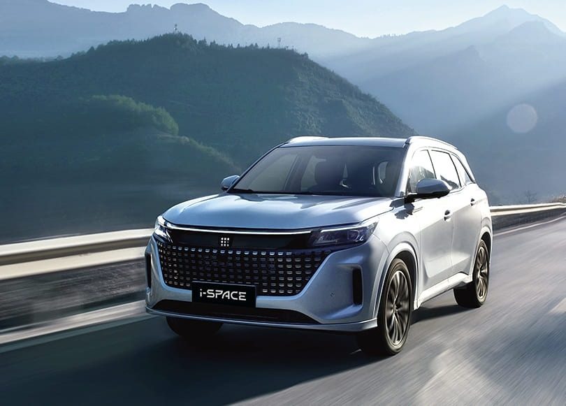 Evolute i-SPACE 2024 — экстерьер, вид спереди 3/4, рынок Russia official dealer