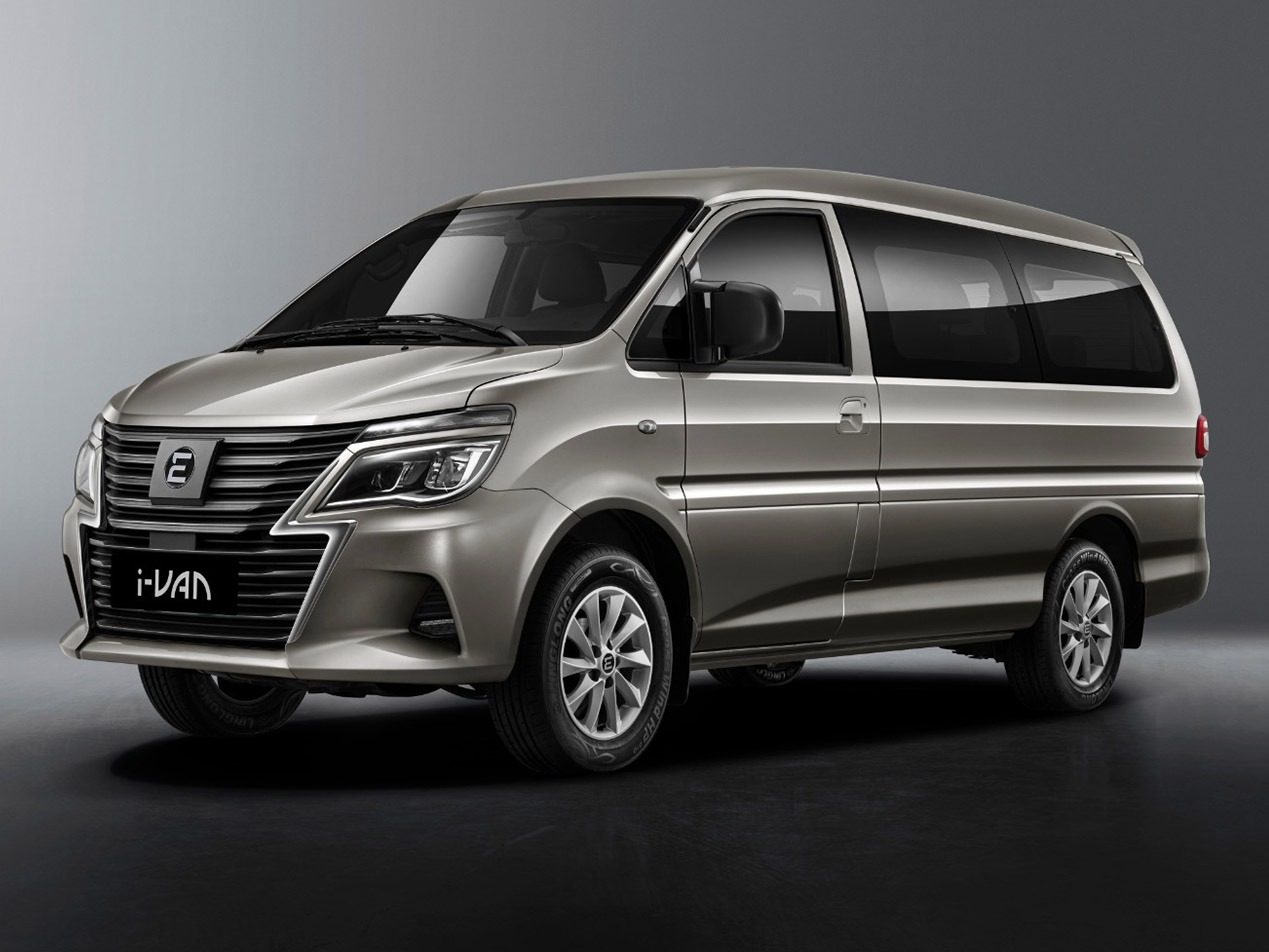 Evolute i-VAN 2024 — экстерьер, front three quarter studio, рынок Russia official dealer