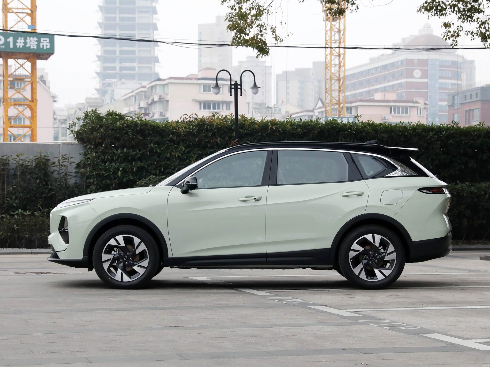FAW Bestune Yueyi 07 PHEV 2025 — экстерьер, side profile, рынок China