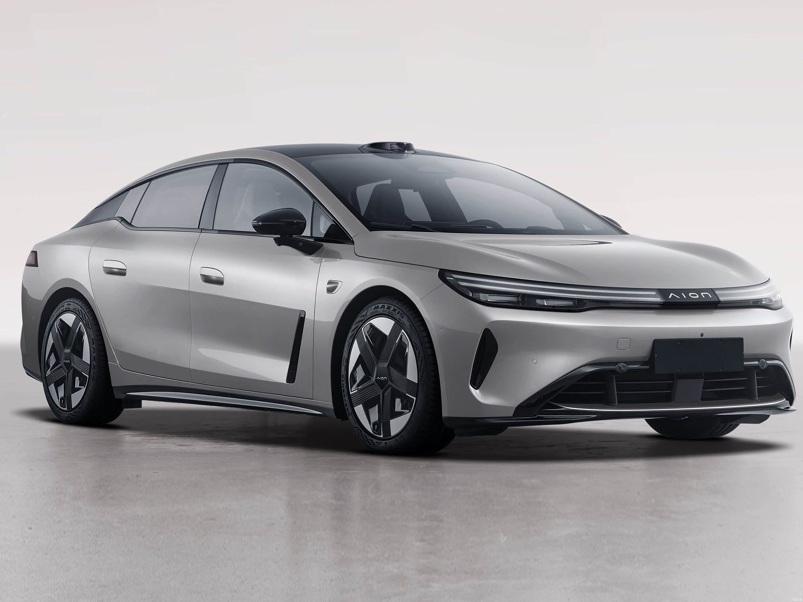 GAC Aion Aion Ray 7 — экстерьер, front three quarter silver, рынок China 2026 official reveal