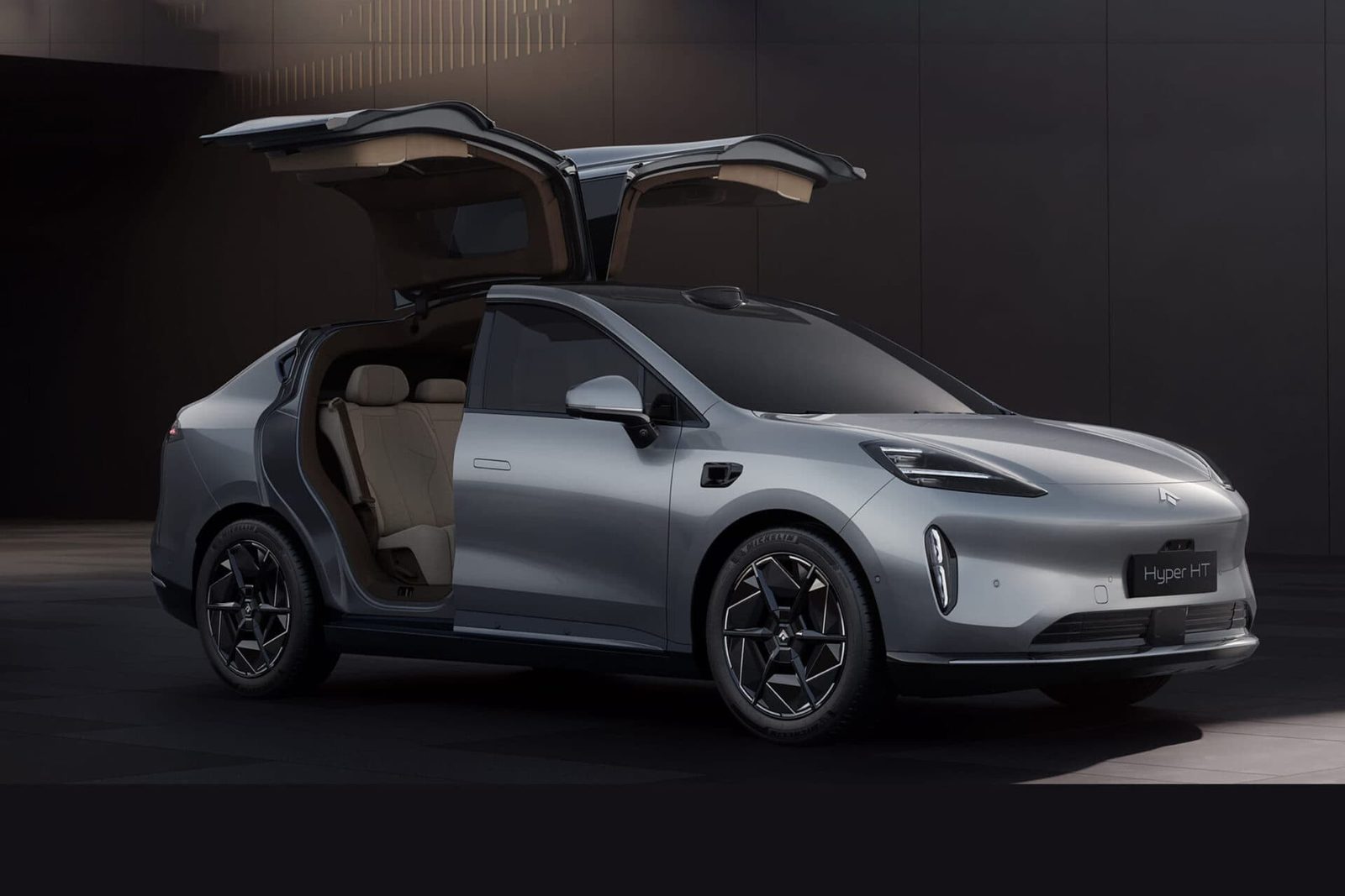 GAC Aion Hyptec HT / Hyper HT 2023 — экстерьер, вид сбоку, рынок internal_mvp