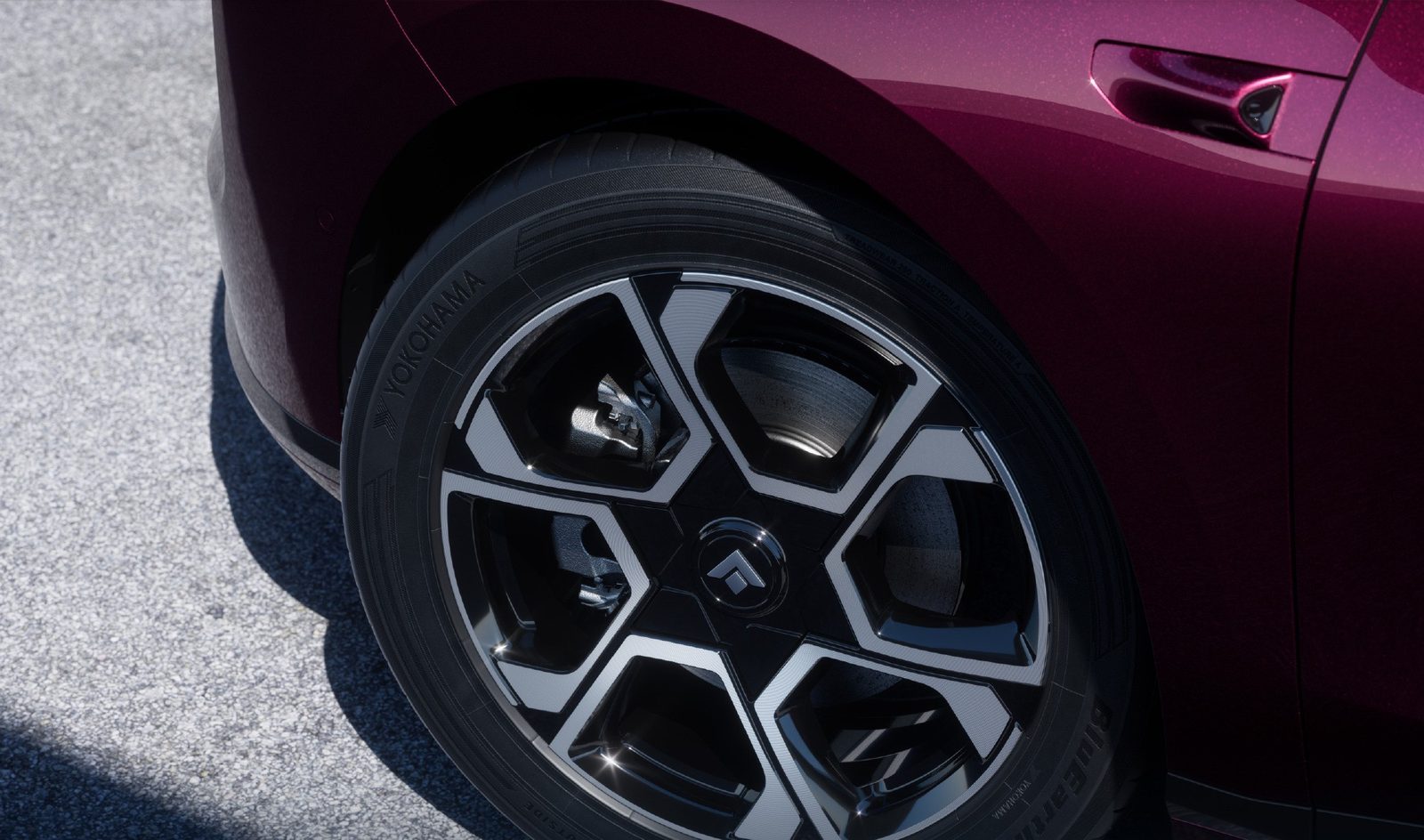 GAC Aion Hyptec S600 EREV 2026 — экстерьер, wheel detail, рынок China; shared S600 EV/EREV body and cabin