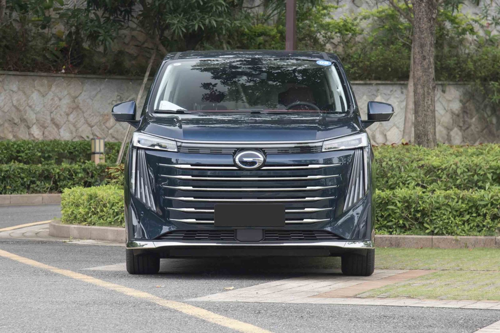 GAC Trumpchi E9 PHEV 2025 — экстерьер, вид сбоку, рынок internal_mvp