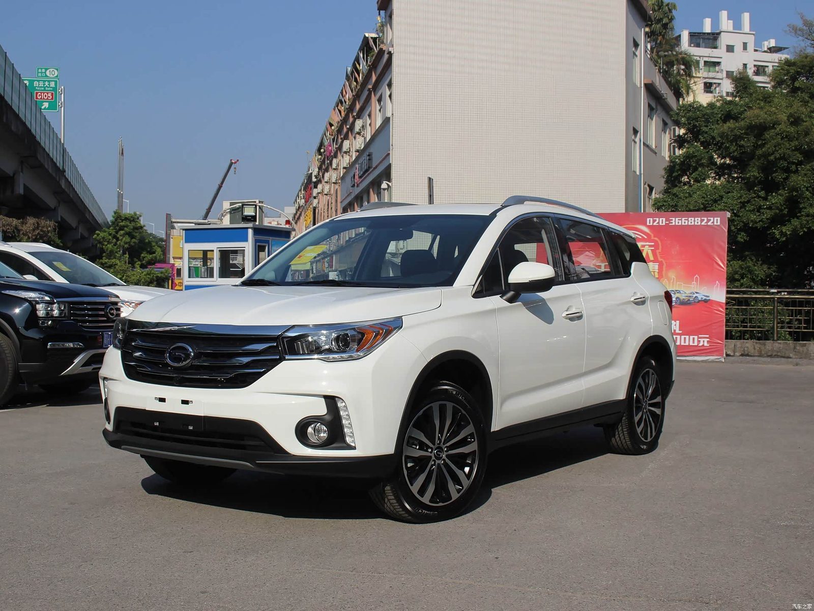 GAC Trumpchi GS4 EV 2016 — экстерьер, front 3q opposite, рынок China archive same-generation family proxy