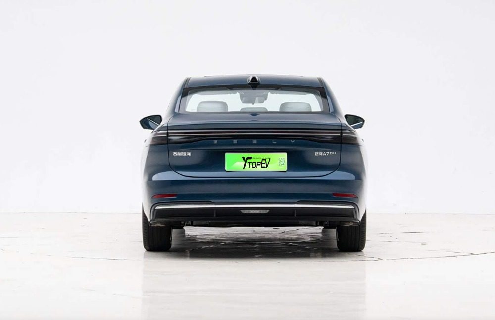 Geely Galaxy A7 EM-i 2026 — экстерьер, вид сзади, рынок internal_mvp
