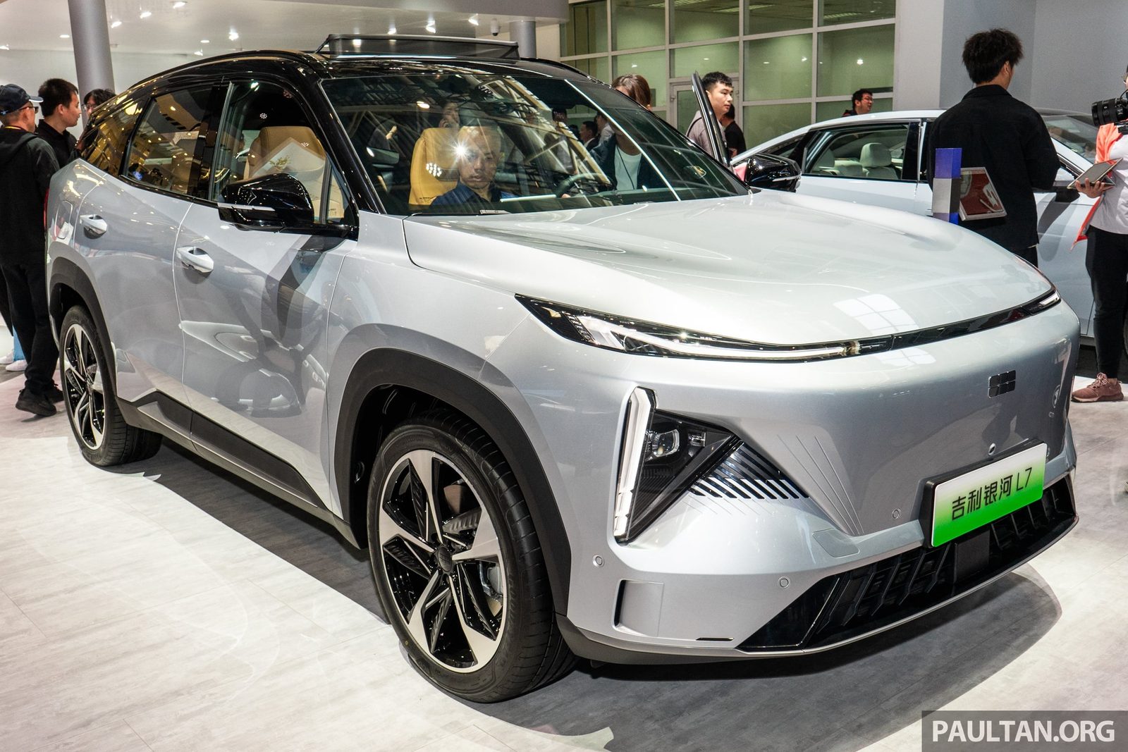Geely Galaxy L7 EM-i 2026 — экстерьер, вид сбоку, рынок China