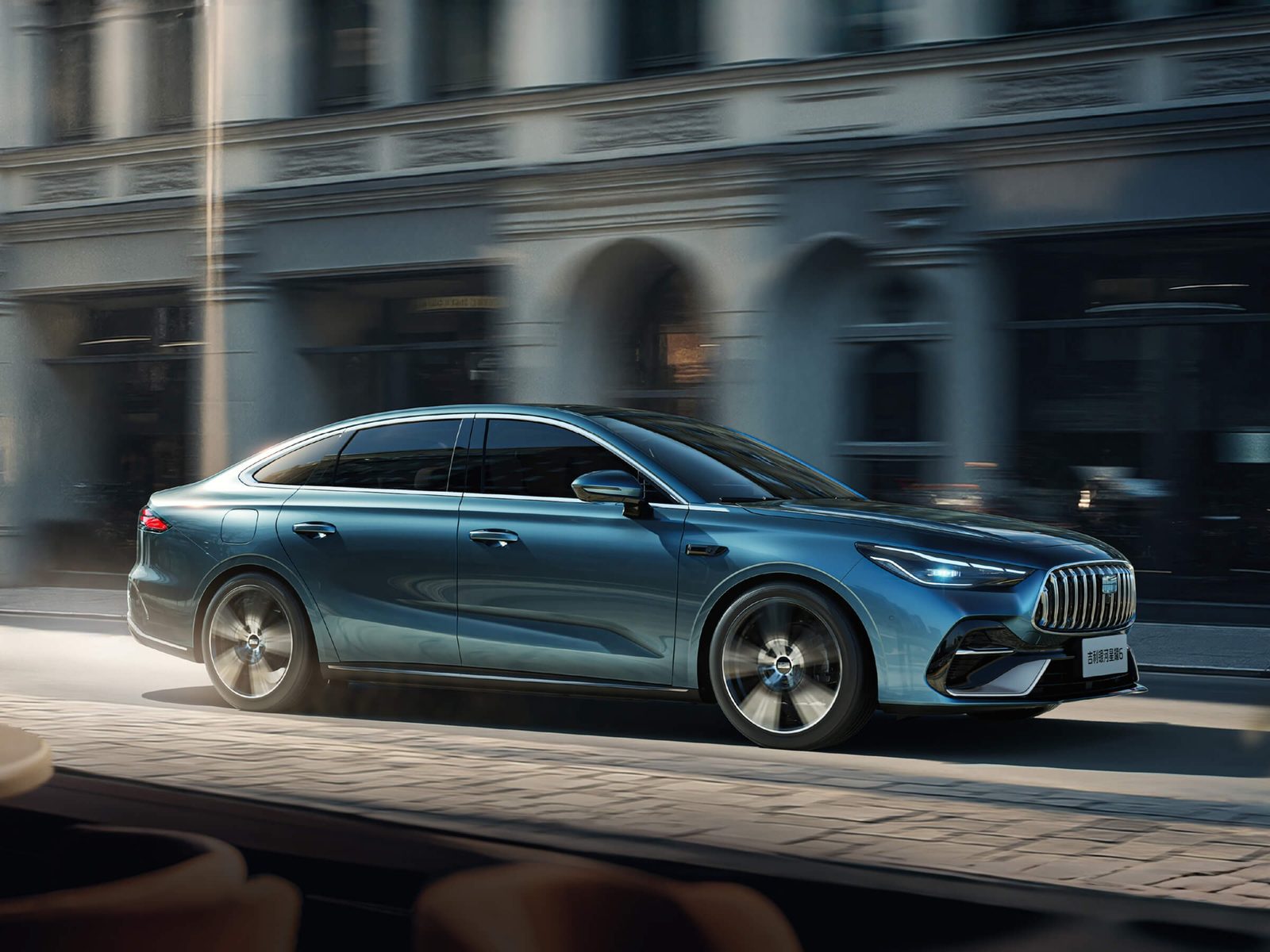 Geely Galaxy Starshine 6 PHEV 2026 — экстерьер, side motion, рынок China