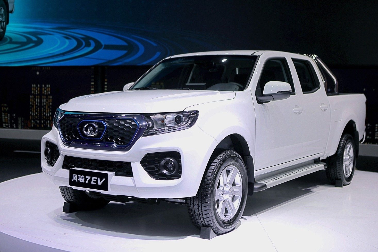 GWM Wingle EV Wingle 7 EV / Fengjun 7 EV 2025 — экстерьер, side 3q, рынок China