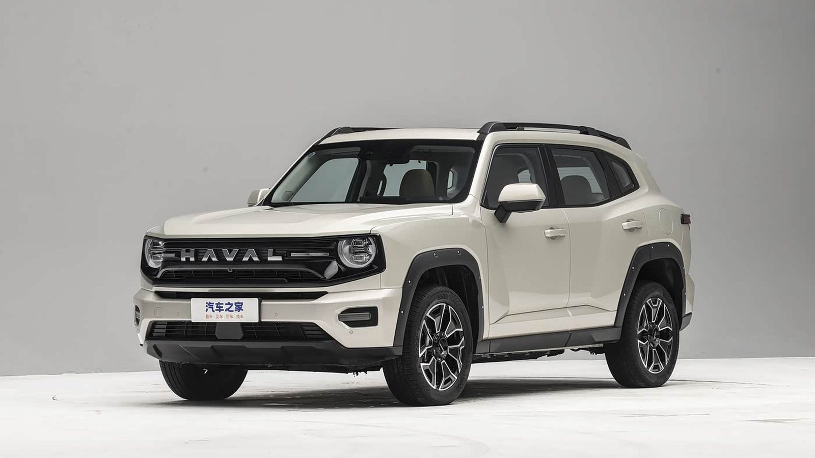 Haval Big Dog PLUS PHEV 2026 — экстерьер, вид спереди 3/4