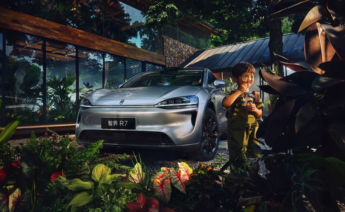 HIMA Luxeed R7 EV September 2026 refresh — экстерьер, вид спереди, рынок China