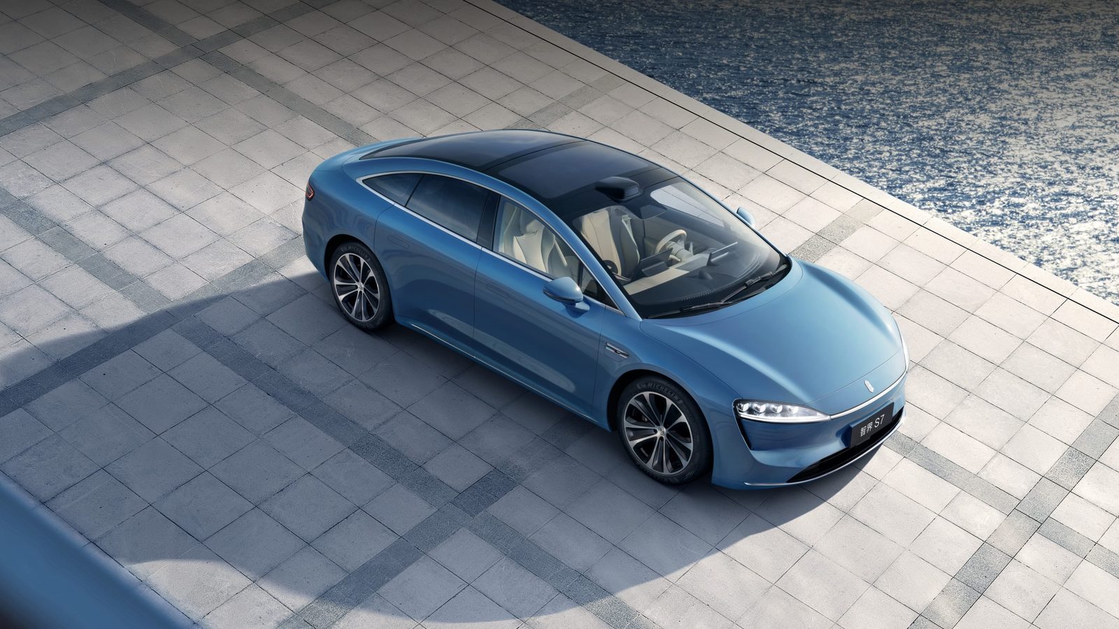HIMA Luxeed S7 EV 2026 — экстерьер, top side 3q, рынок China/import