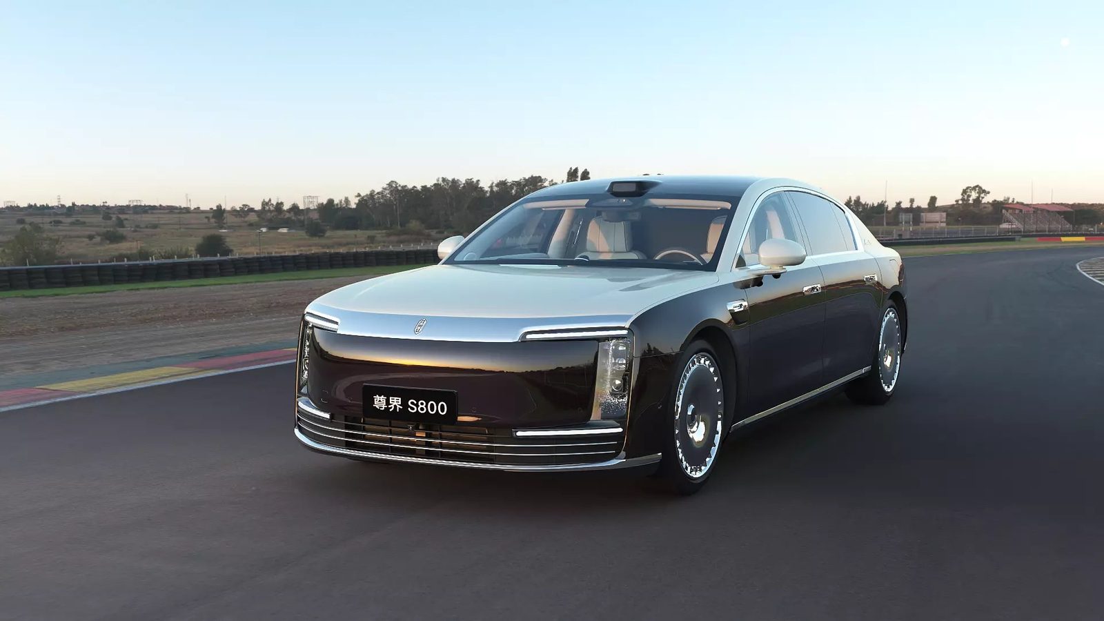HIMA Maextro S800 EV 2025 — экстерьер, вид сбоку