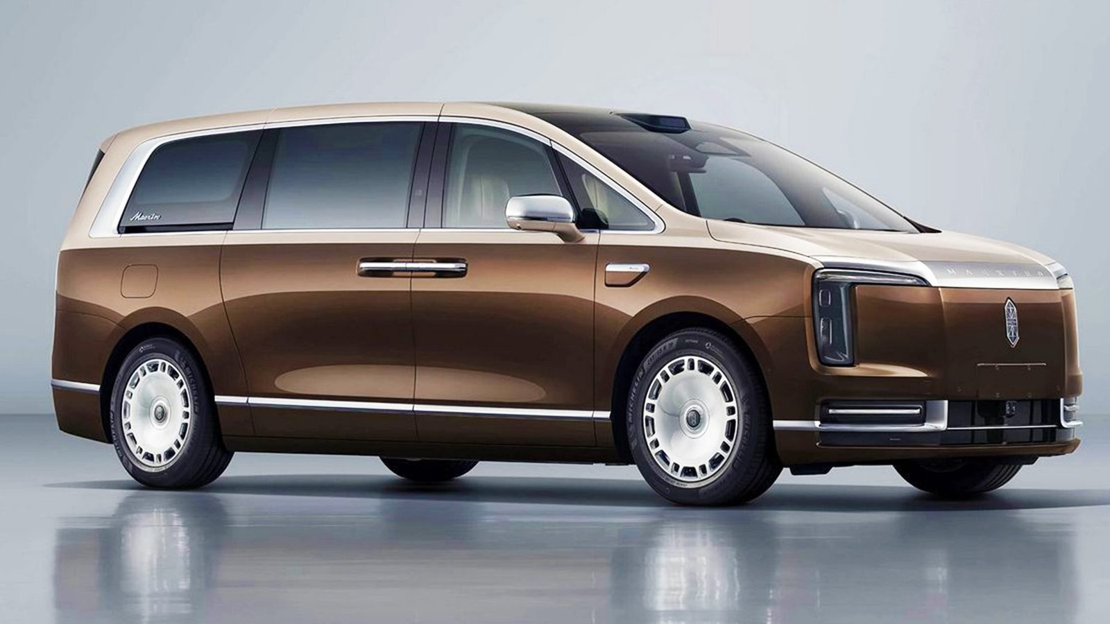 HIMA Maextro V800 2026 — экстерьер, front three quarter studio, рынок China pre-sale/reference