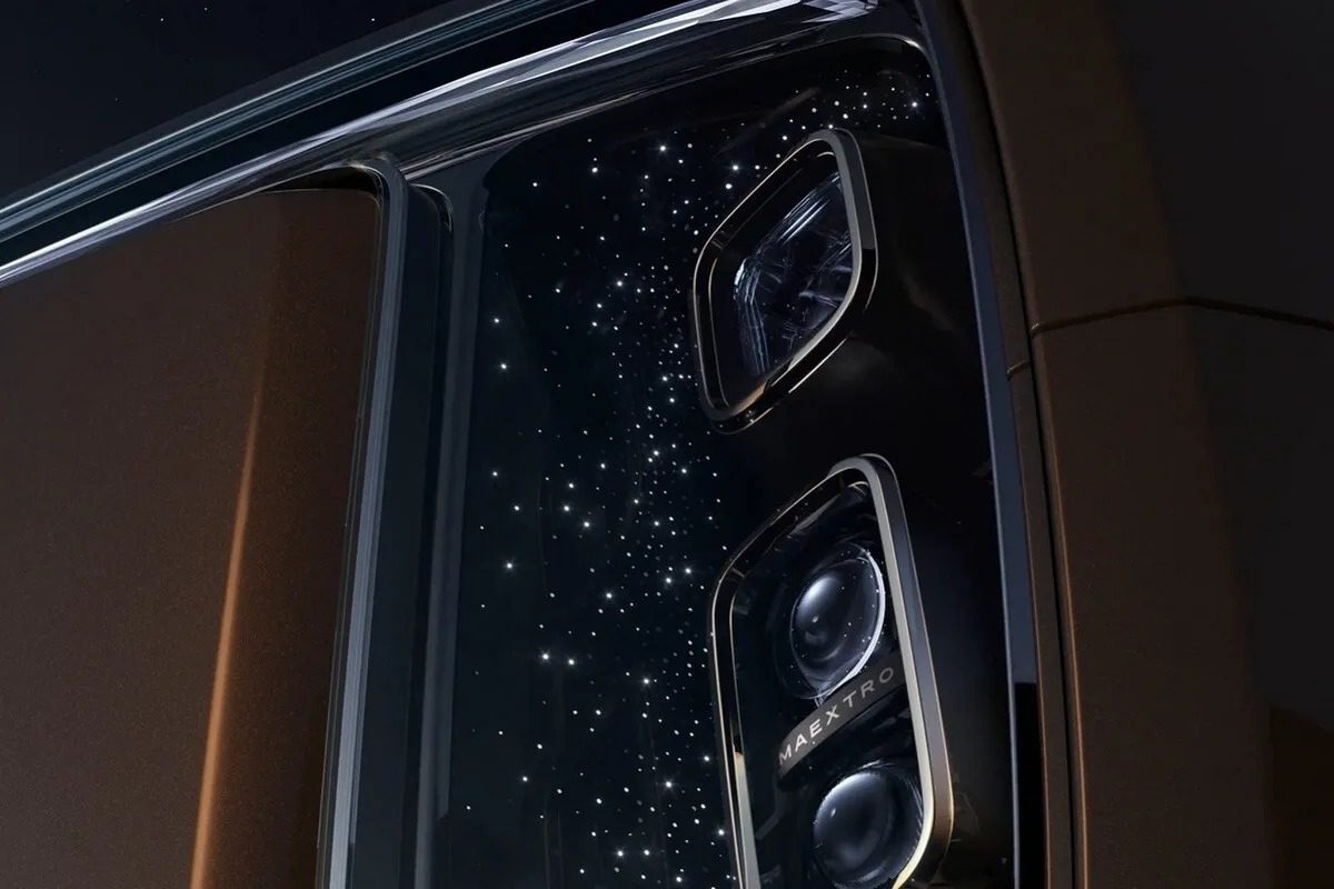 HIMA Maextro V800 2026 — экстерьер, front lighting detail, рынок China pre-sale/reference