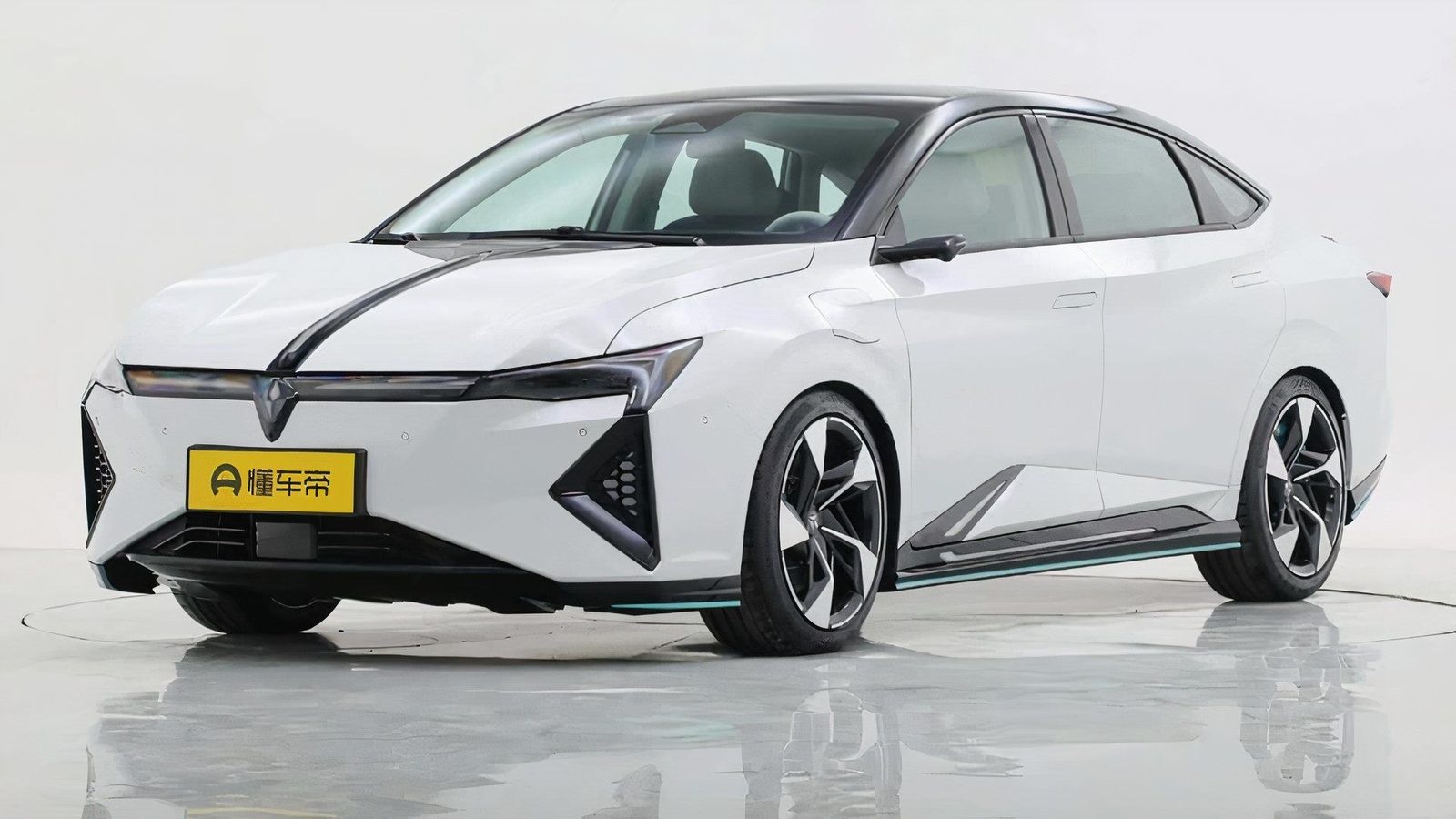Honda Lingxi L China 2024 — интерьер, второй ряд сидений, рынок internal_mvp