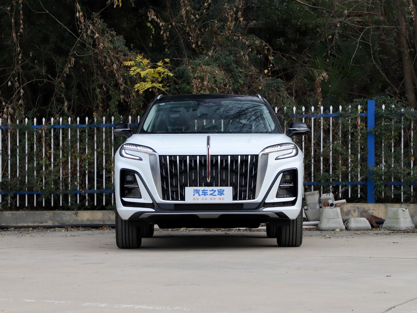 Hongqi HS3 PHEV 2025 — экстерьер, вид спереди, рынок China