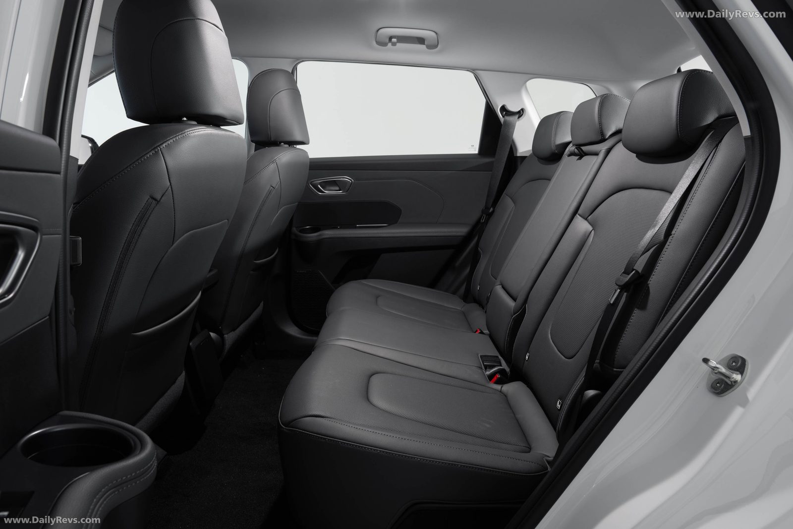 Hyundai Elexio / EO Yeo 2025 — интерьер, второй ряд сидений, рынок internal_mvp