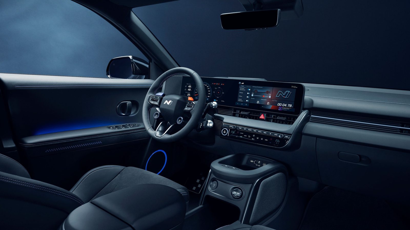 Hyundai Ioniq 5 N 2026 — главное фото модели, интерьер, передняя панель, рынок internal_mvp