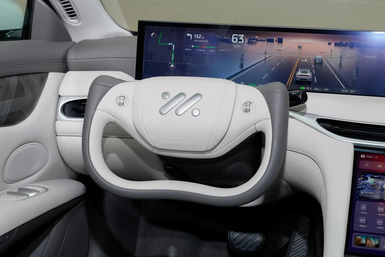 IM Motors L6 2024 — интерьер, второй ряд сидений, рынок internal_mvp