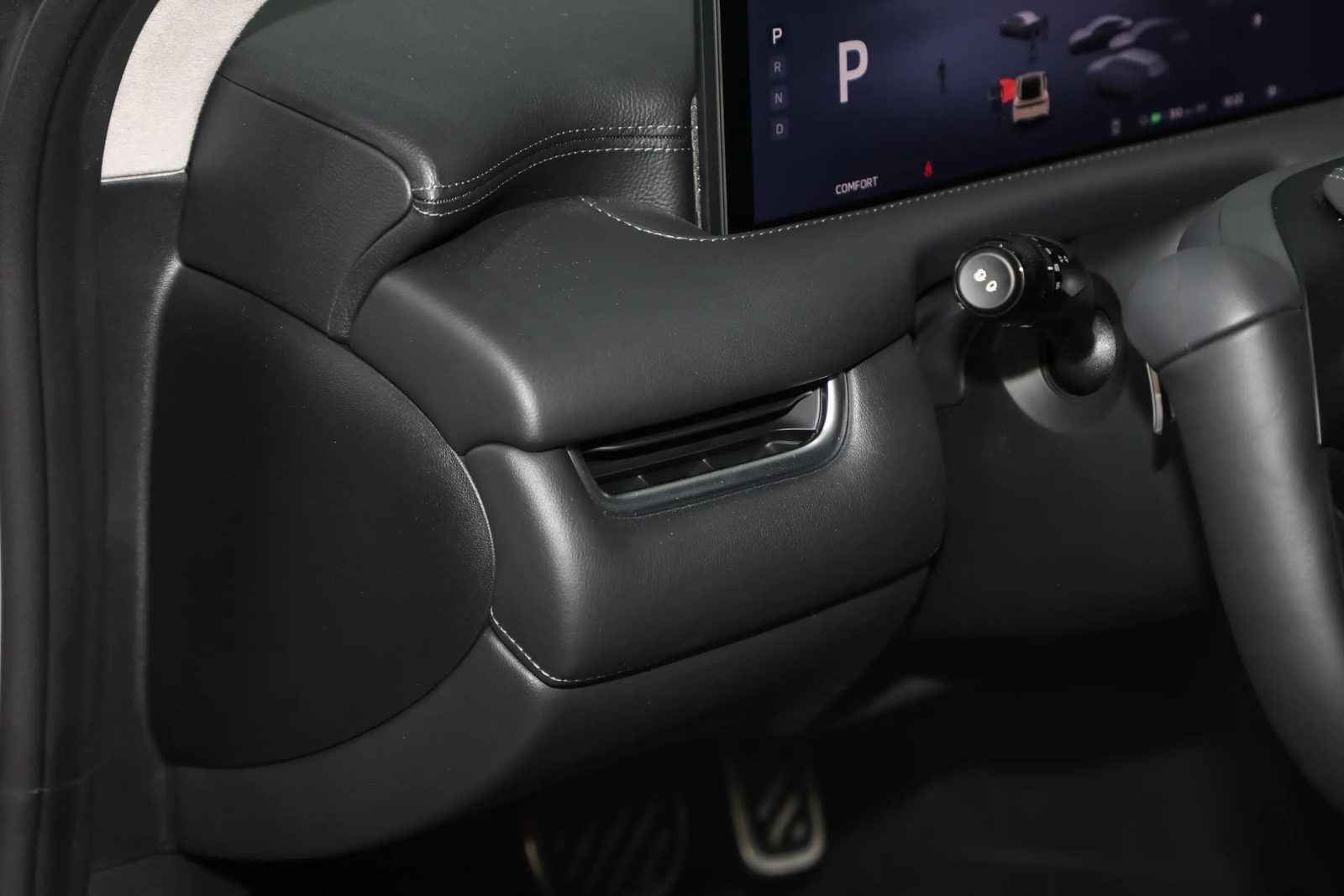 IM Motors L7 2024 — интерьер, второй ряд сидений, рынок internal_mvp