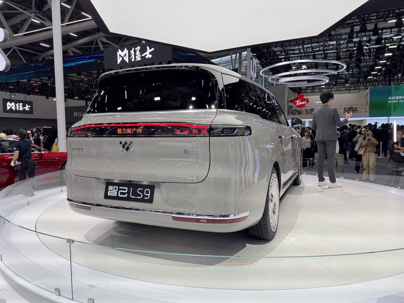 IM Motors LS9 2025 — экстерьер, вид сбоку, рынок internal_mvp