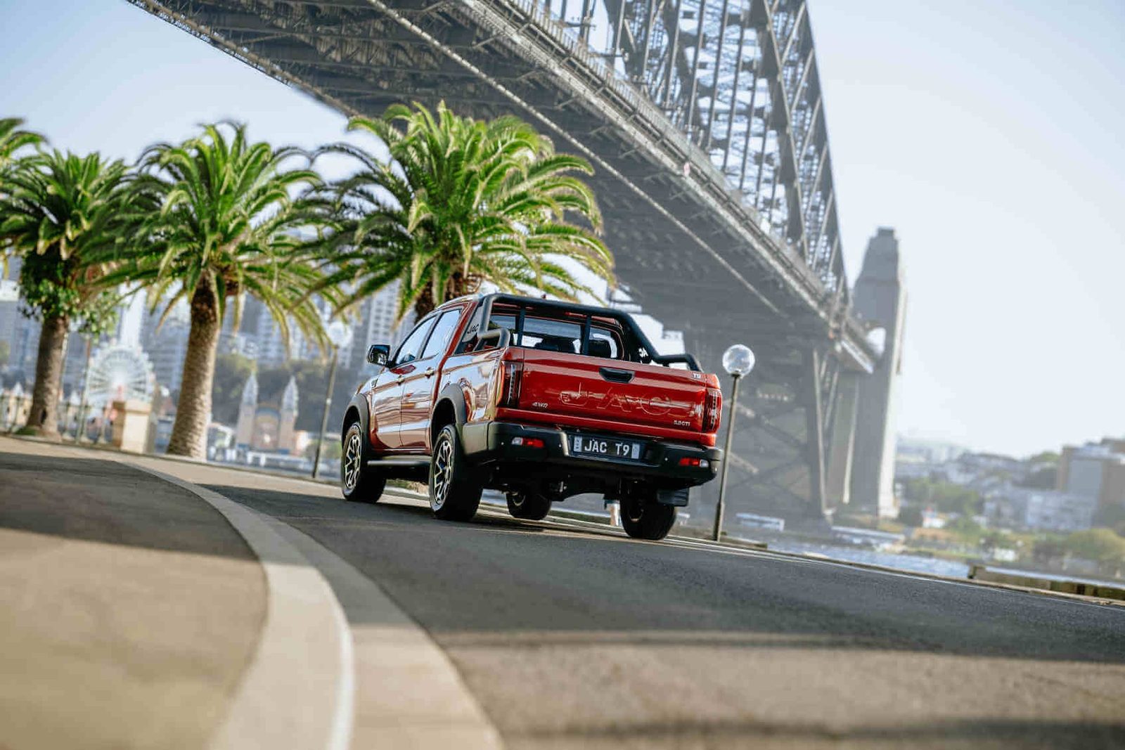 JAC Pickup Hantu PHEV / Hunter PHEV 2025 — экстерьер, rear 3q bridge, рынок China / export official