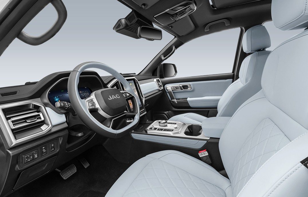 JAC Pickup T6 EV 2025 — интерьер, front cabin, рынок China