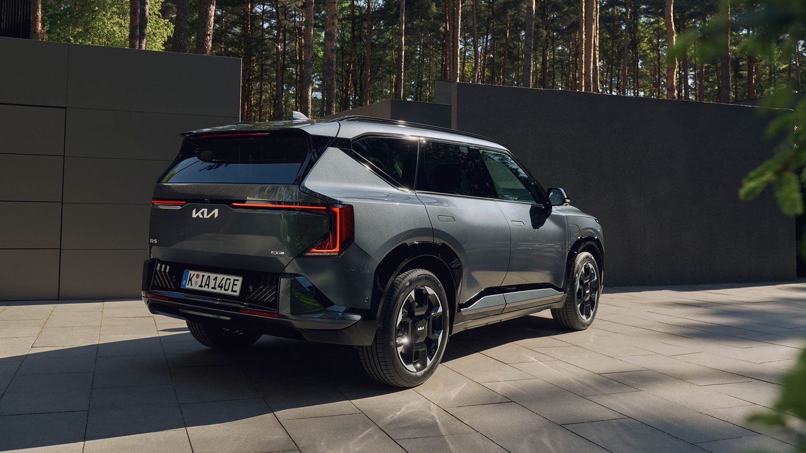 Kia EV5 2025 — экстерьер, вид сбоку, рынок internal_mvp