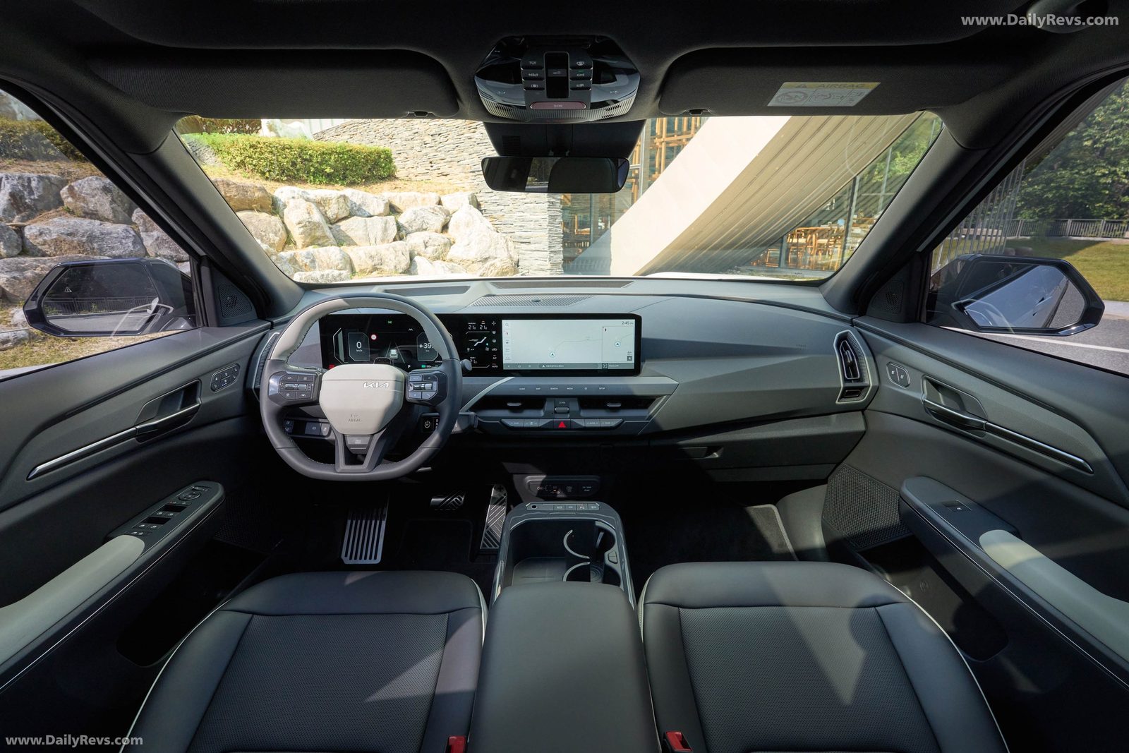 Kia EV5 2025 — интерьер, второй ряд сидений, рынок internal_mvp