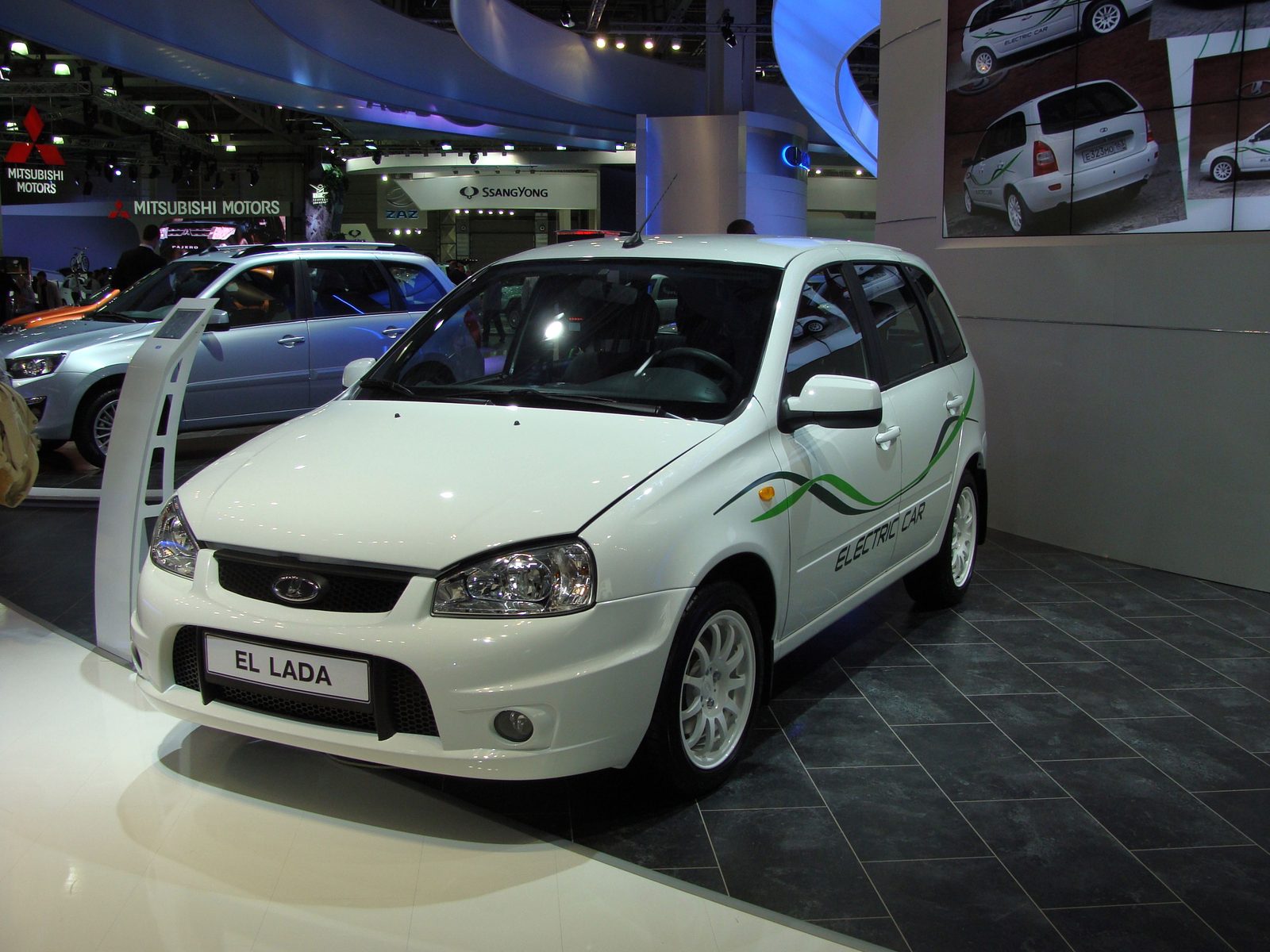 LADA Ellada EL Lada 2012 — экстерьер, show front 3q, рынок Russia archive