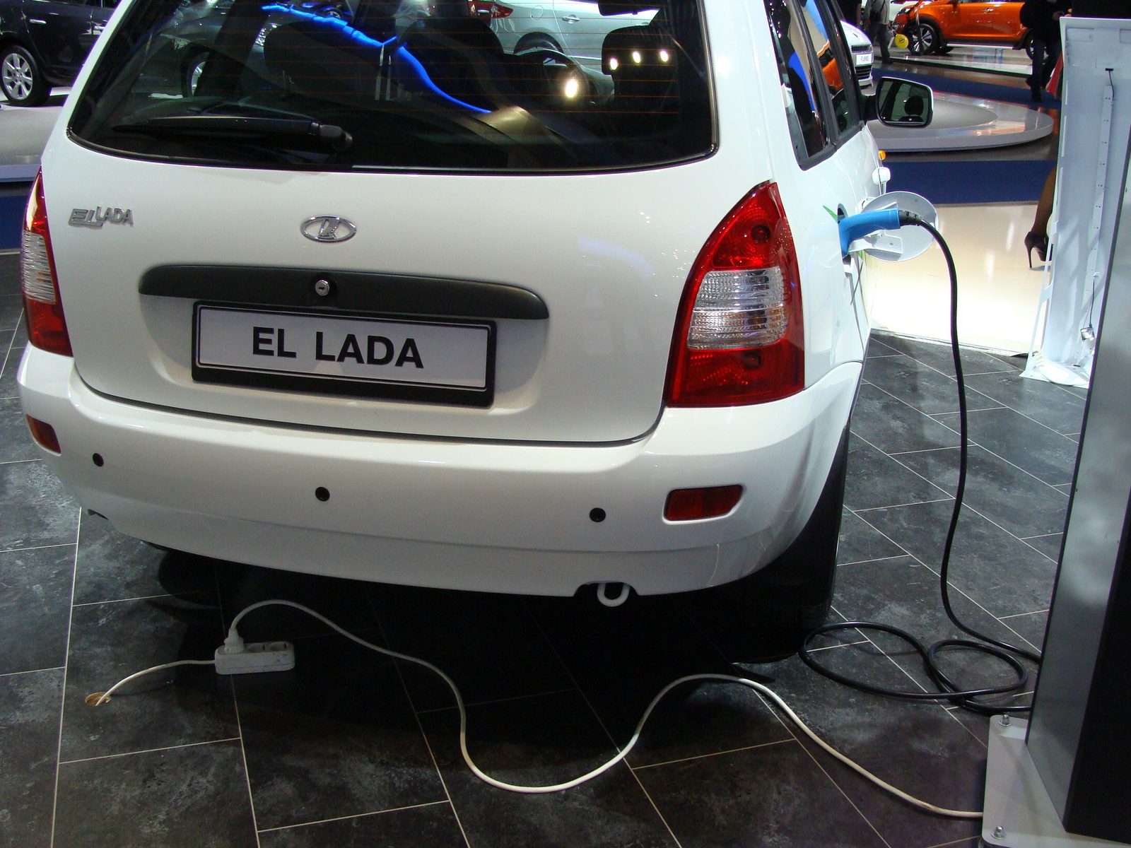 LADA Ellada EL Lada 2012 — экстерьер, show rear 3q, рынок Russia archive