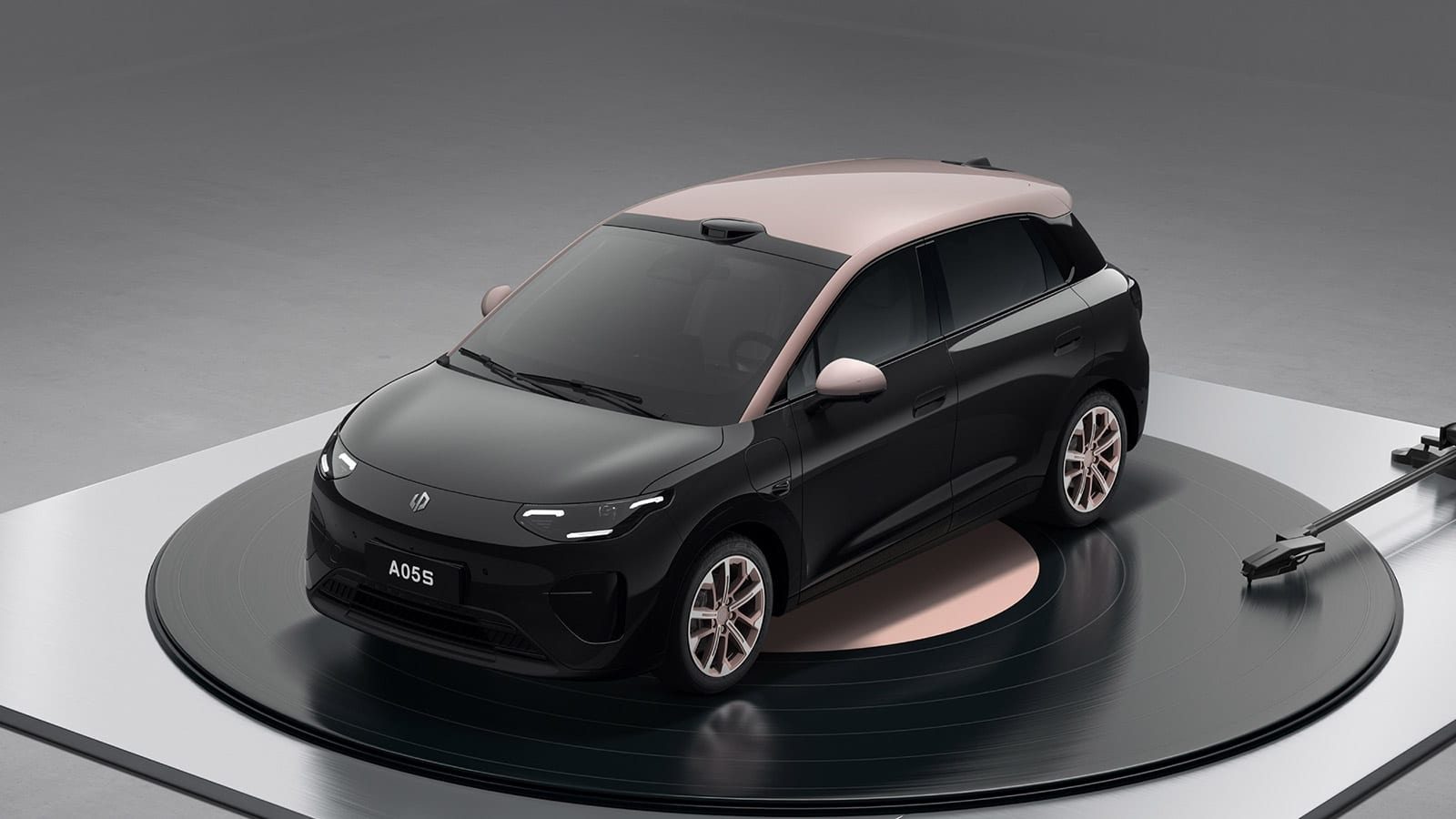 Leapmotor A05s EV — главное фото модели, экстерьер, front three quarter turntable, рынок China prelaunch reference