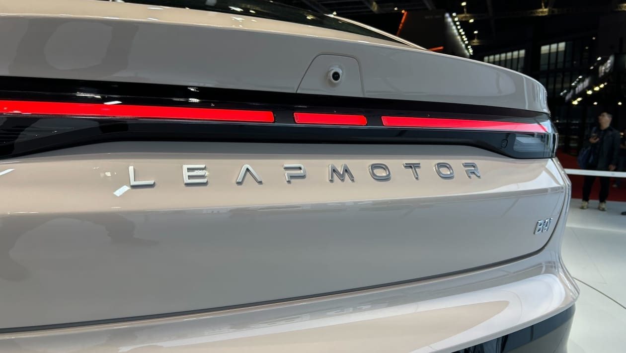 Leapmotor B01 EV 2025 — экстерьер, rear light detail, рынок internal_mvp