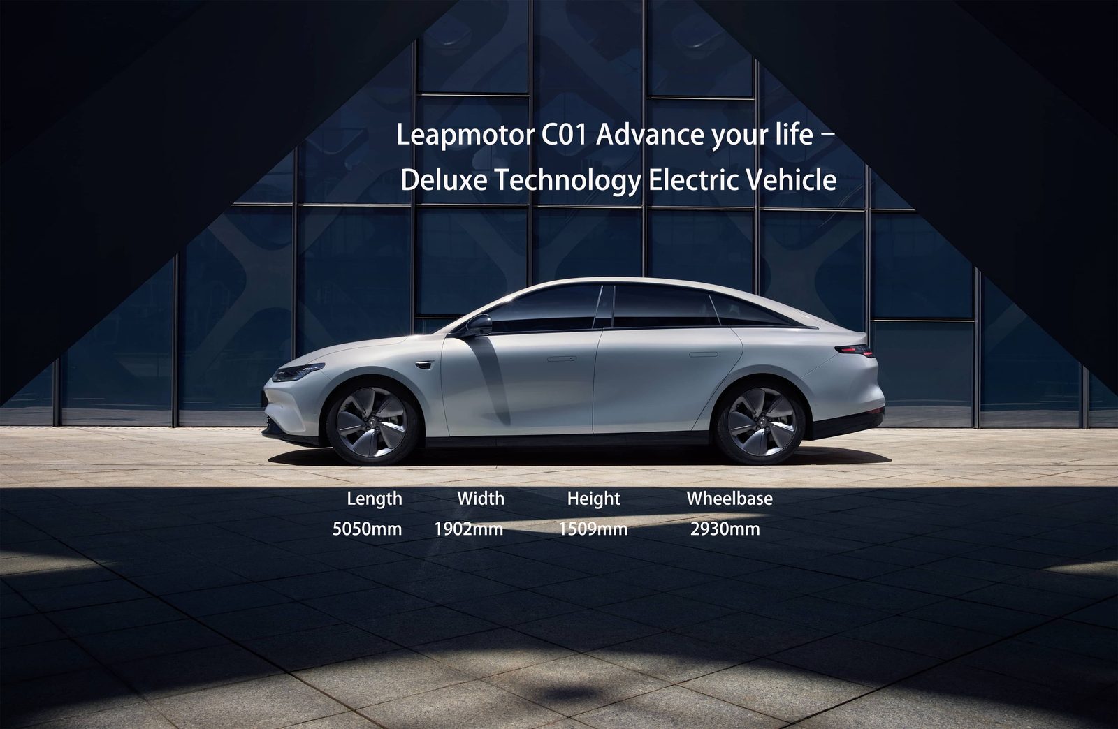 Leapmotor C01 EV 2022 — экстерьер, вид спереди 3/4, рынок internal_mvp