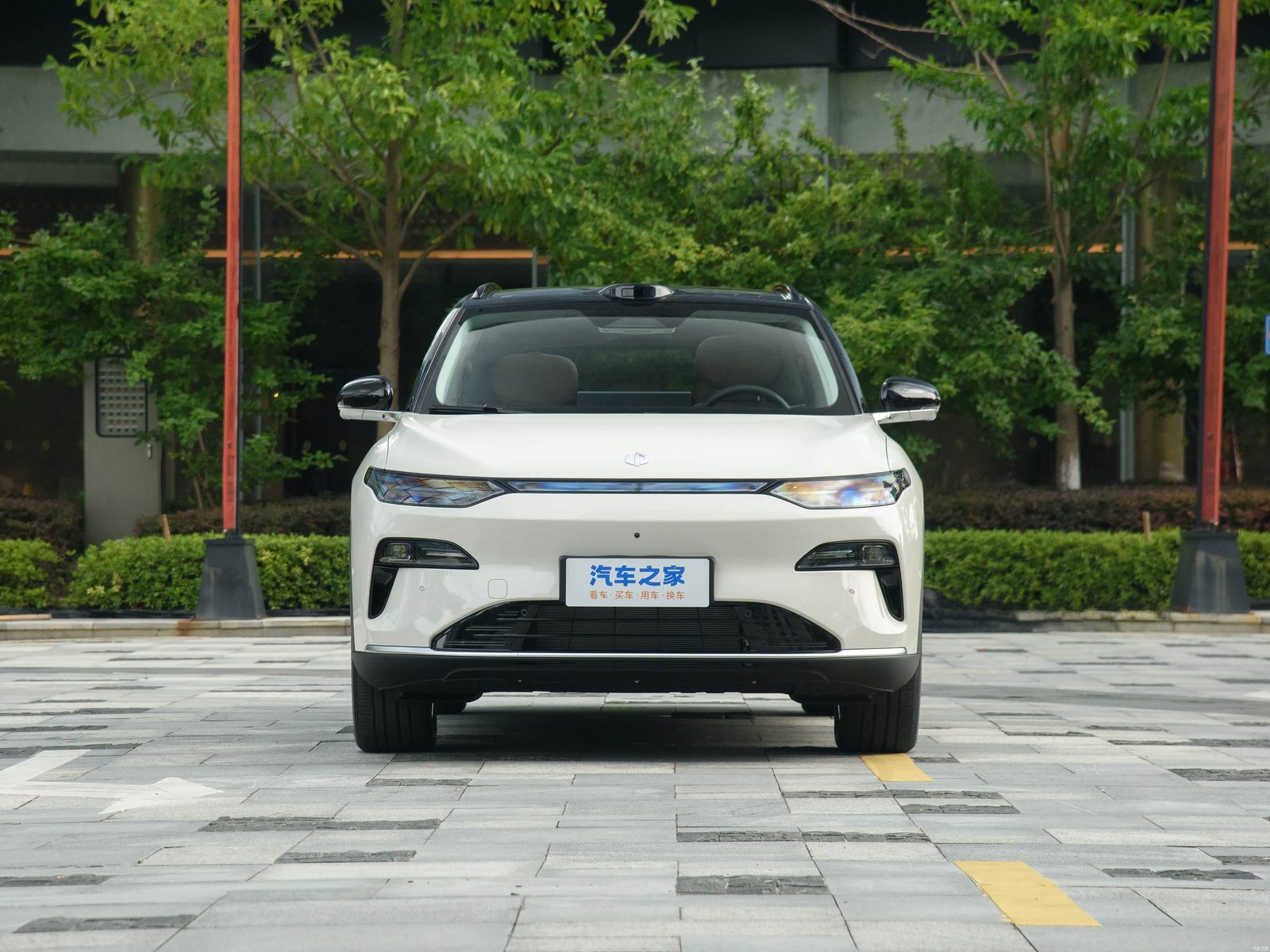Leapmotor C11 EREV 2025 — экстерьер, front live, рынок China