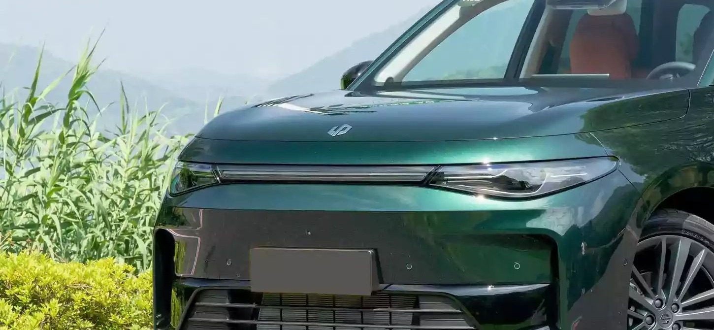 Leapmotor C16 BEV 2025 — экстерьер, front fascia detail