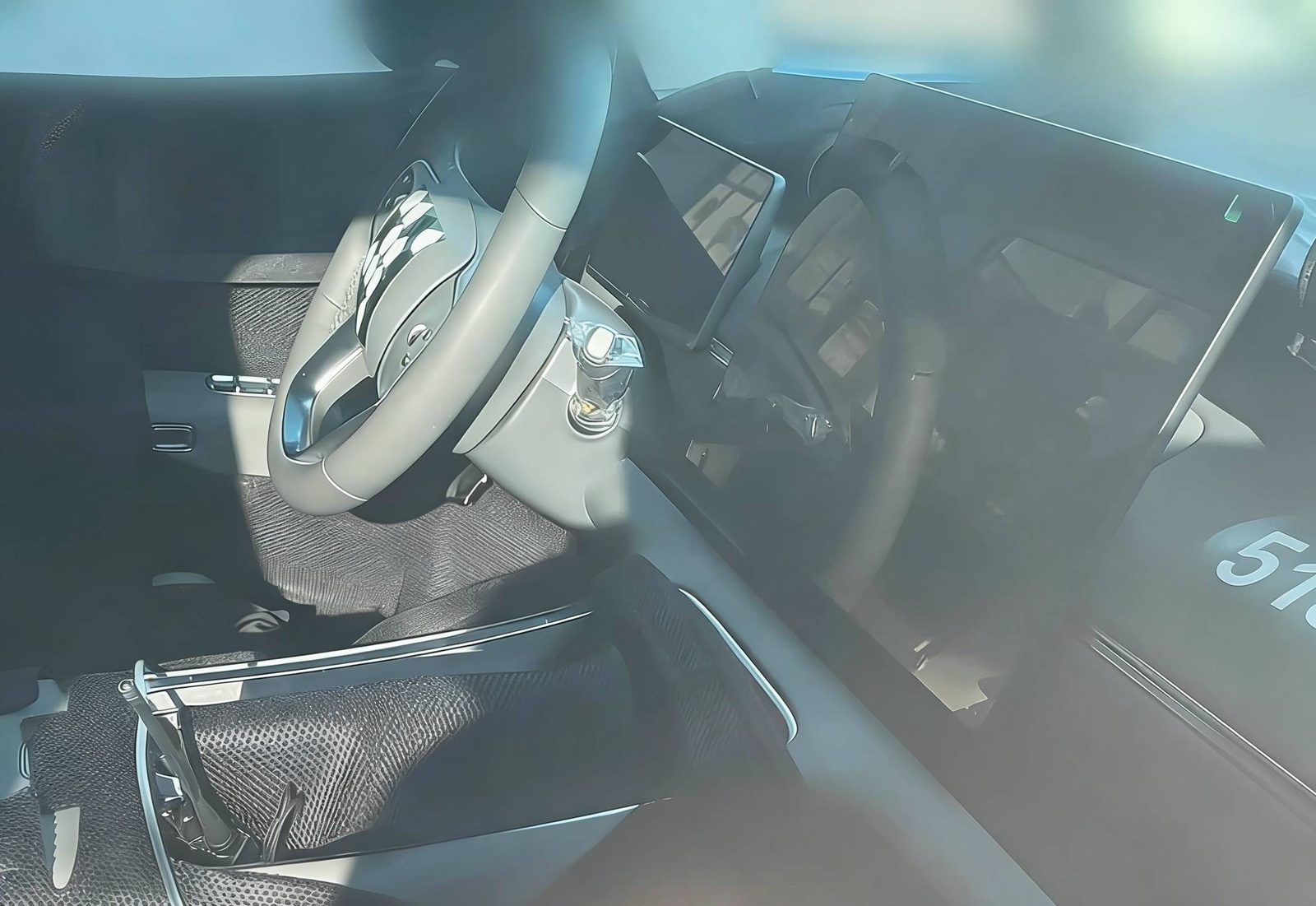 Leapmotor D99 MPV 2025 — интерьер, второй ряд сидений, рынок internal_mvp