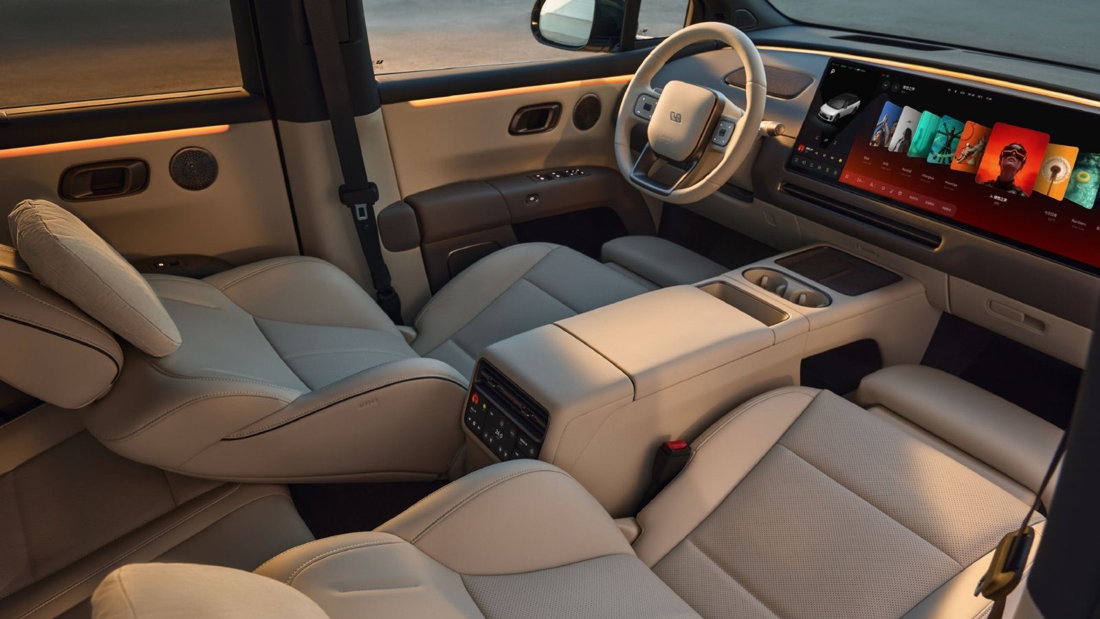 Li Auto i6 2026 — главное фото модели, интерьер, front seats dashboard, рынок China