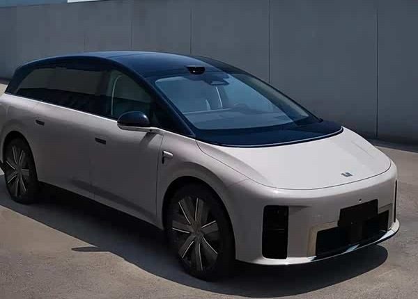 Li Auto i9 EV — экстерьер, front body detail, рынок China 2026 filing / prelaunch