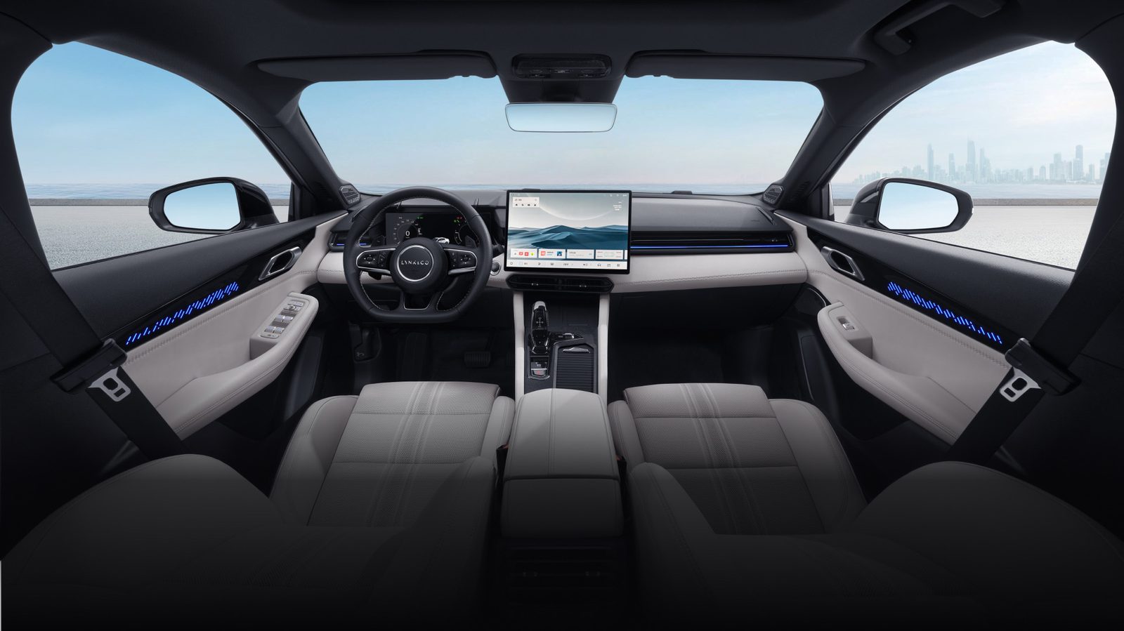 Lynk & Co 03 2025 — главное фото модели, интерьер, передняя панель, рынок China
