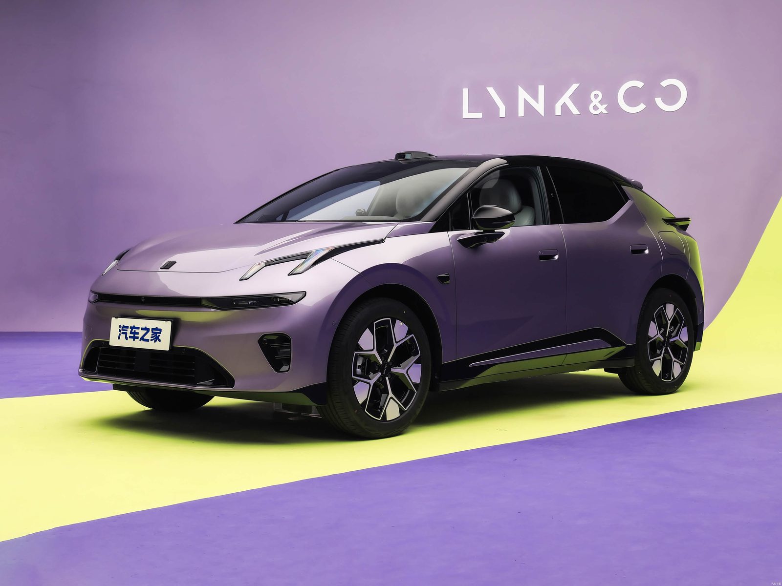 Lynk & Co 20 EV 2026 — главное фото модели, экстерьер, вид спереди 3/4, рынок china_reference