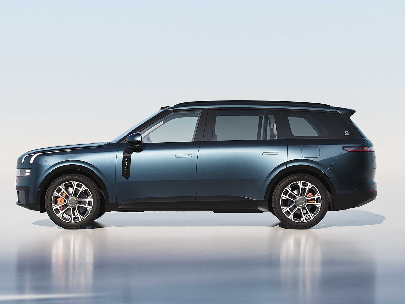 Lynk & Co 900 2025 — экстерьер, side profile