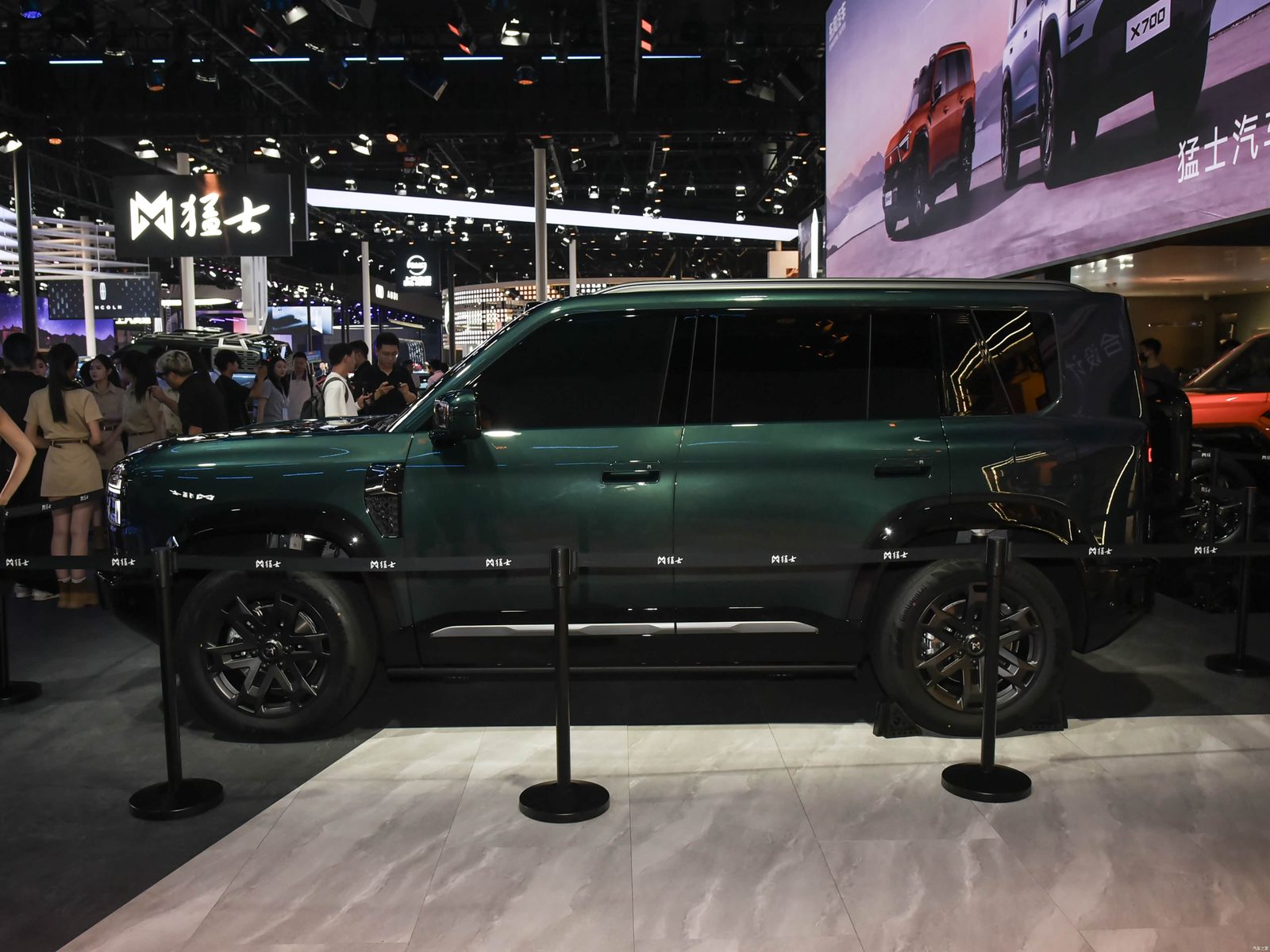 M-Hero X700 EREV / PHEV 2026 — экстерьер, вид сбоку, рынок china_reference